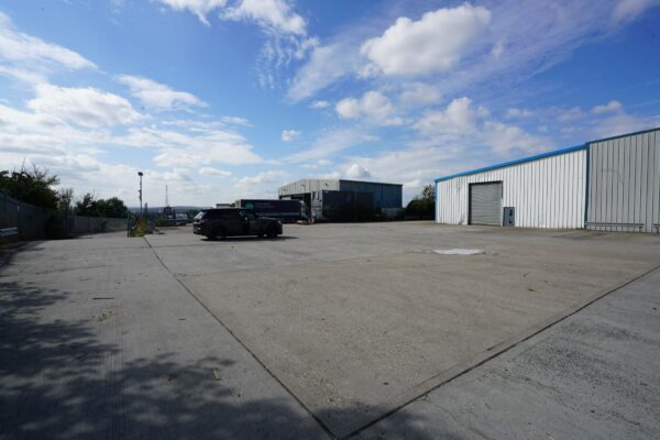 Cliffside Industrial Estate, Askew Farm Lane, Grays