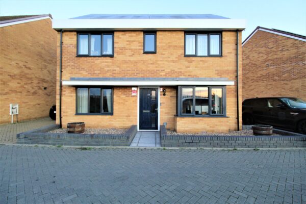 Pintail Close, East Tilbury, Tilbury