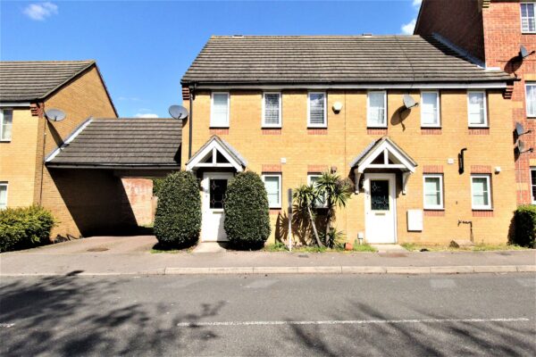 Mayflower Road, Chafford Hundred, Grays