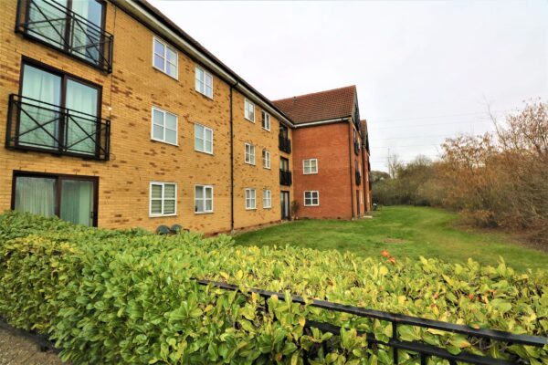 Flat , Trelawney Place, Howard Road, Chafford Hundred, Grays