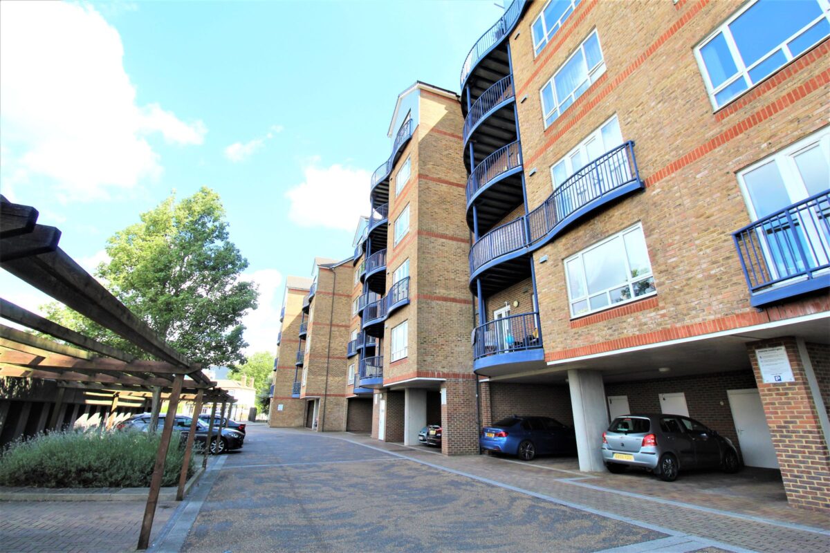 Anchor Court, Argent Street, Grays