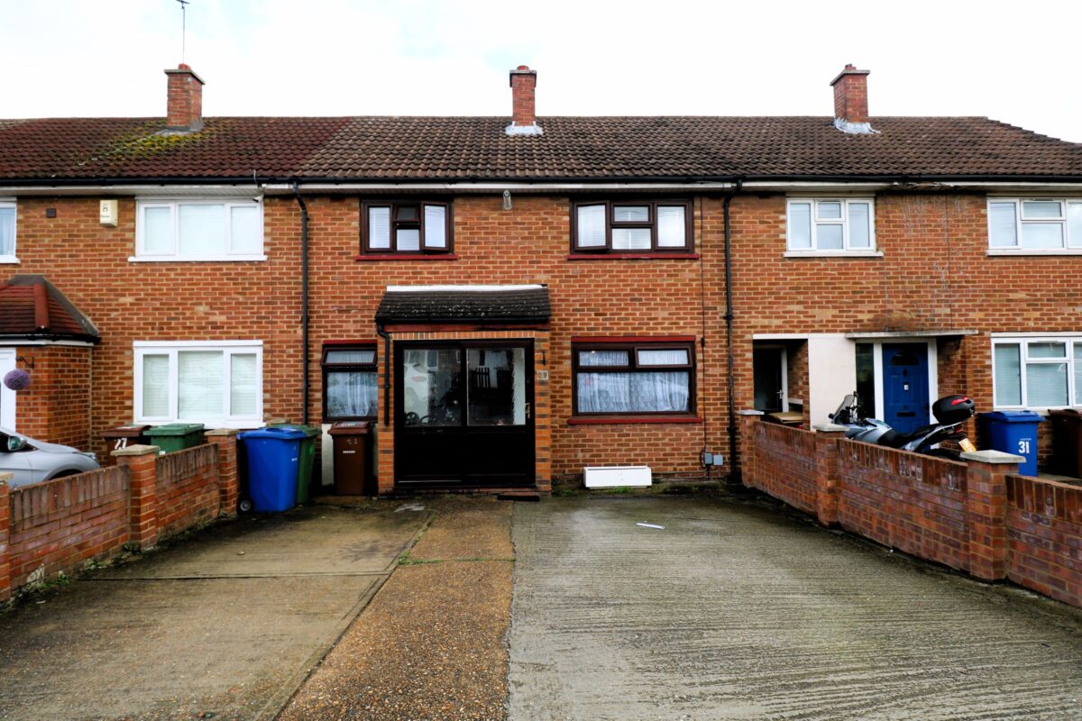 Manor Close, Aveley, South Ockendon