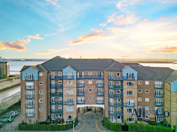 Argent Court, Argent Street, Grays