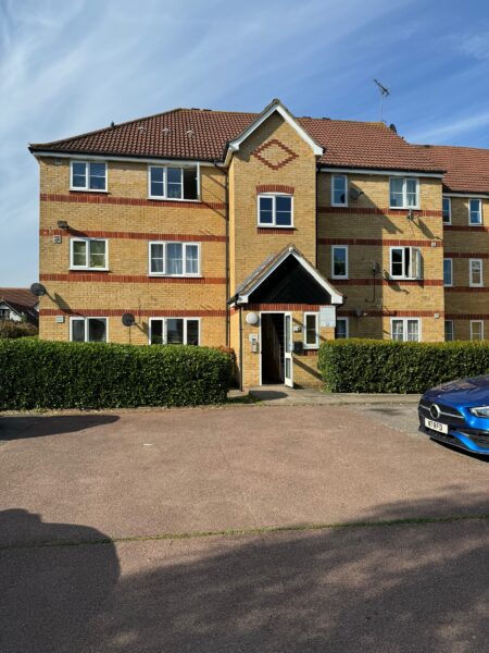 Lewes Close, Grays