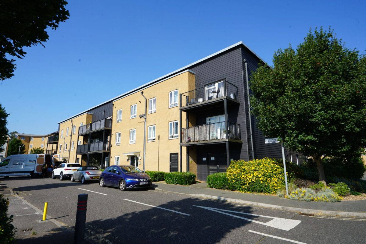 Flat , Witham House, Schoolfield Way, Grays