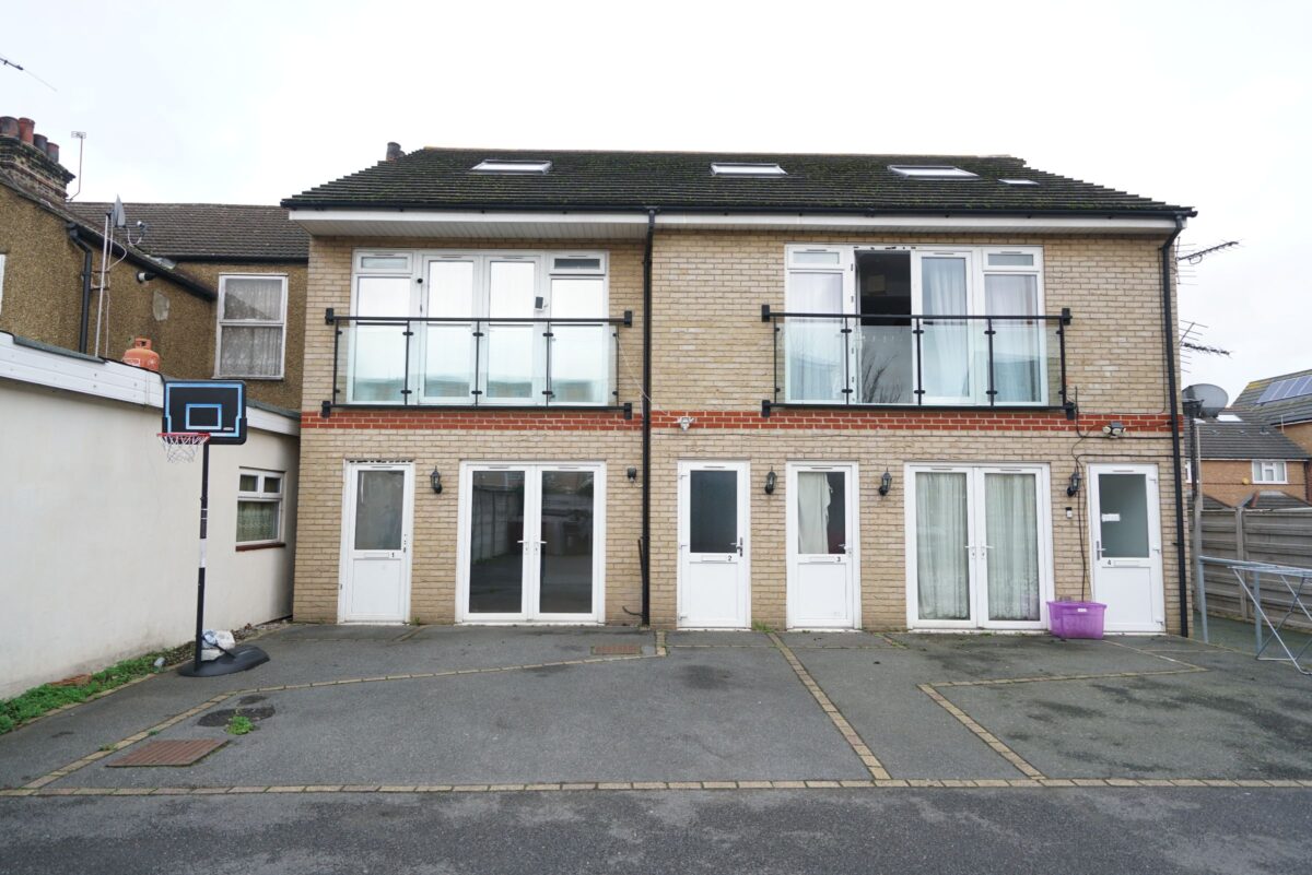 Flat , Dolores Court,  Foxton Road, Grays